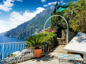 Gorgeous Sea View Holiday Home in Positano Positano
